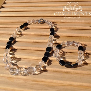 icy crystal clear & black necklace/bracelet set